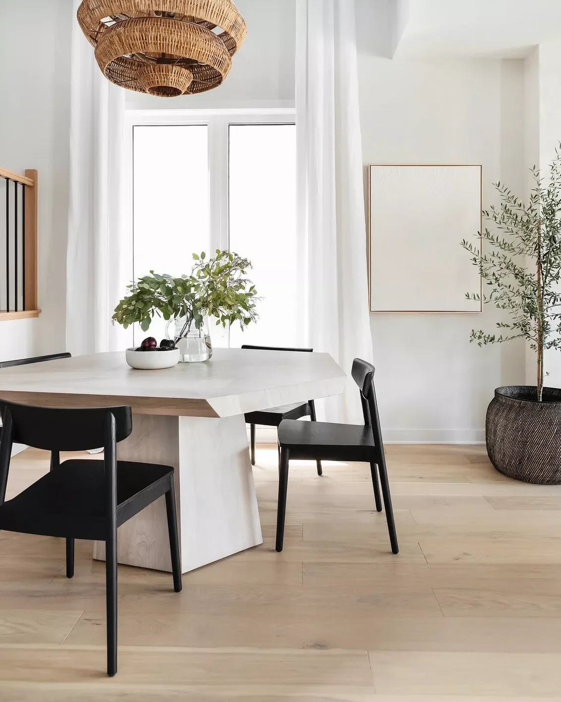 27 Contemporary Dining Room Ideas That'll Transform Your Space Modern Mediterranean Style