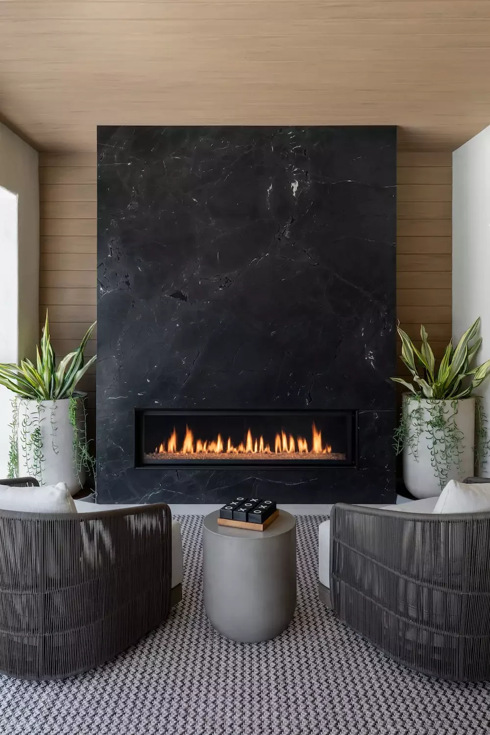 32 Stunning Outdoor Fireplace Ideas to Transform Your Backyard 3 Modern Outdoor Fireplace
