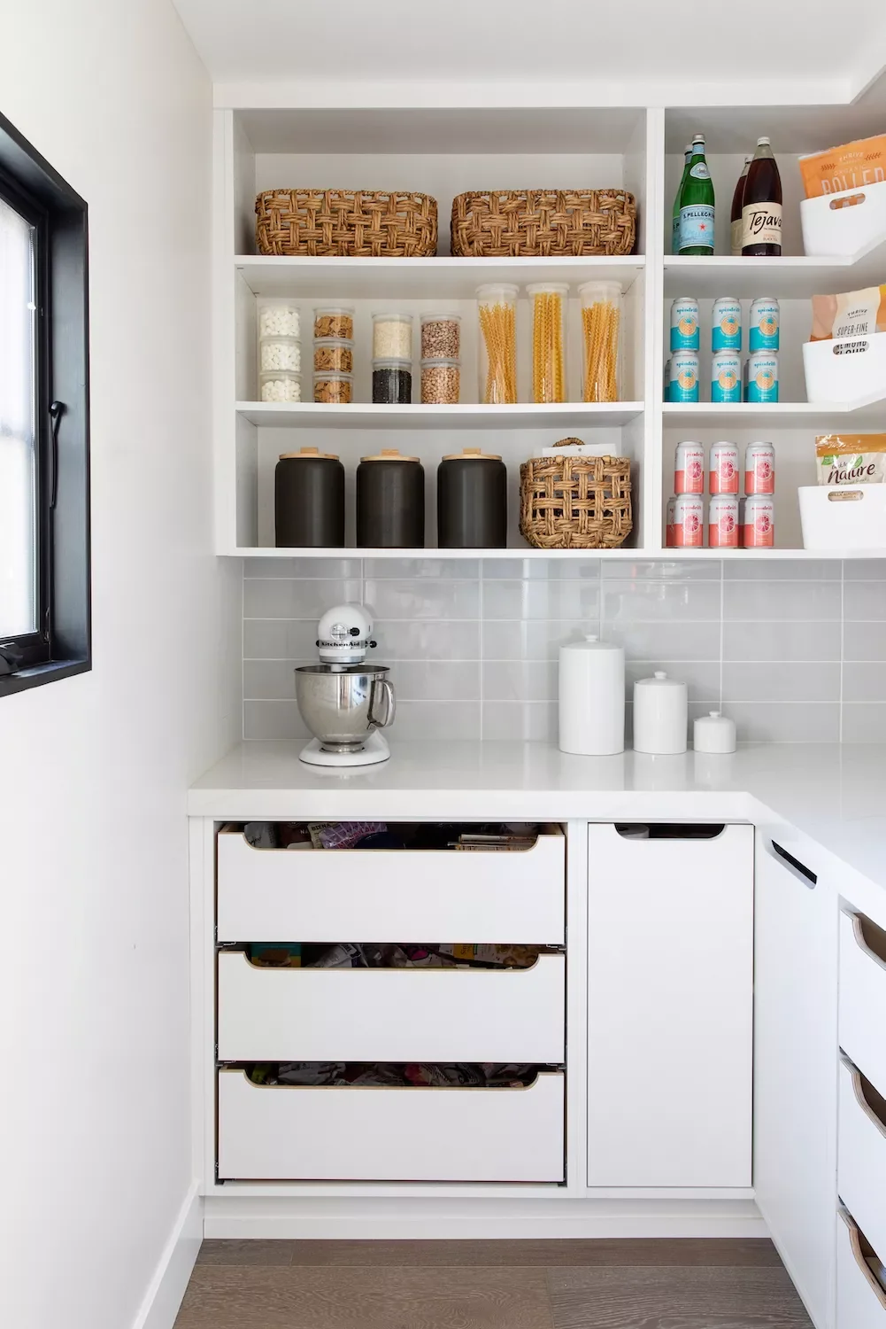 37 Smart Pantry Shelving Solutions to Transform Your Storage Space Modern Pantry Shelving