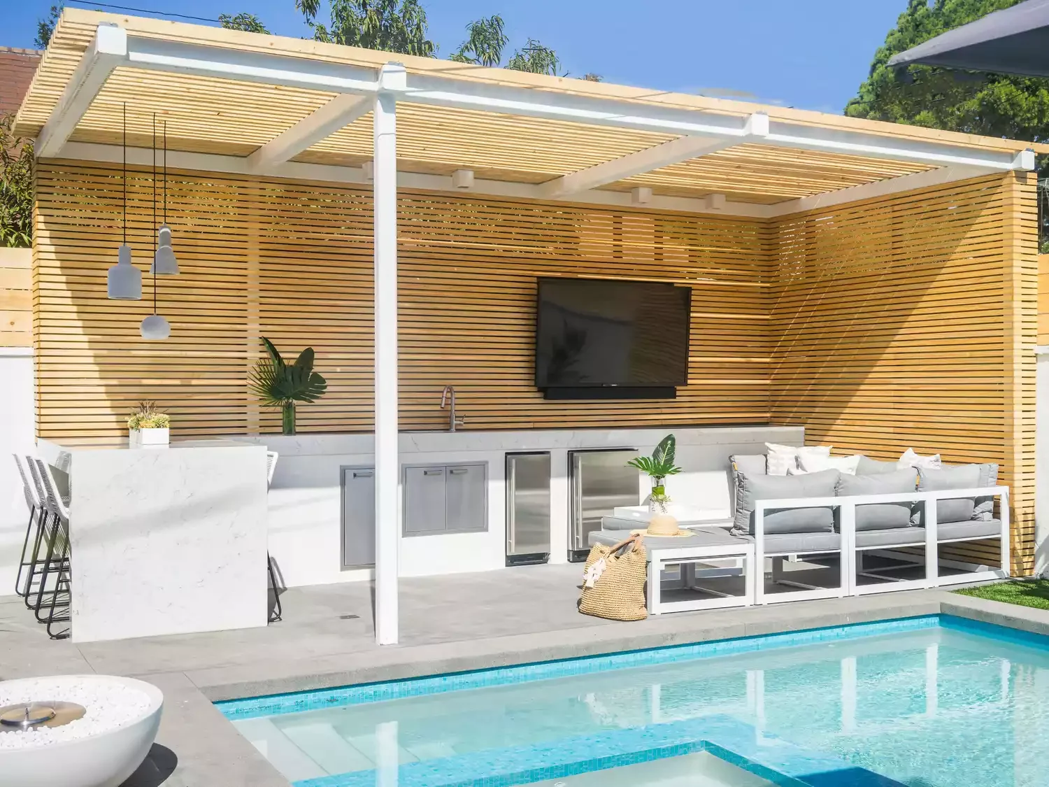 57 Stunning Backyard Transformation Ideas to Create Your Perfect Outdoor Retreat Modern Pool Cabana