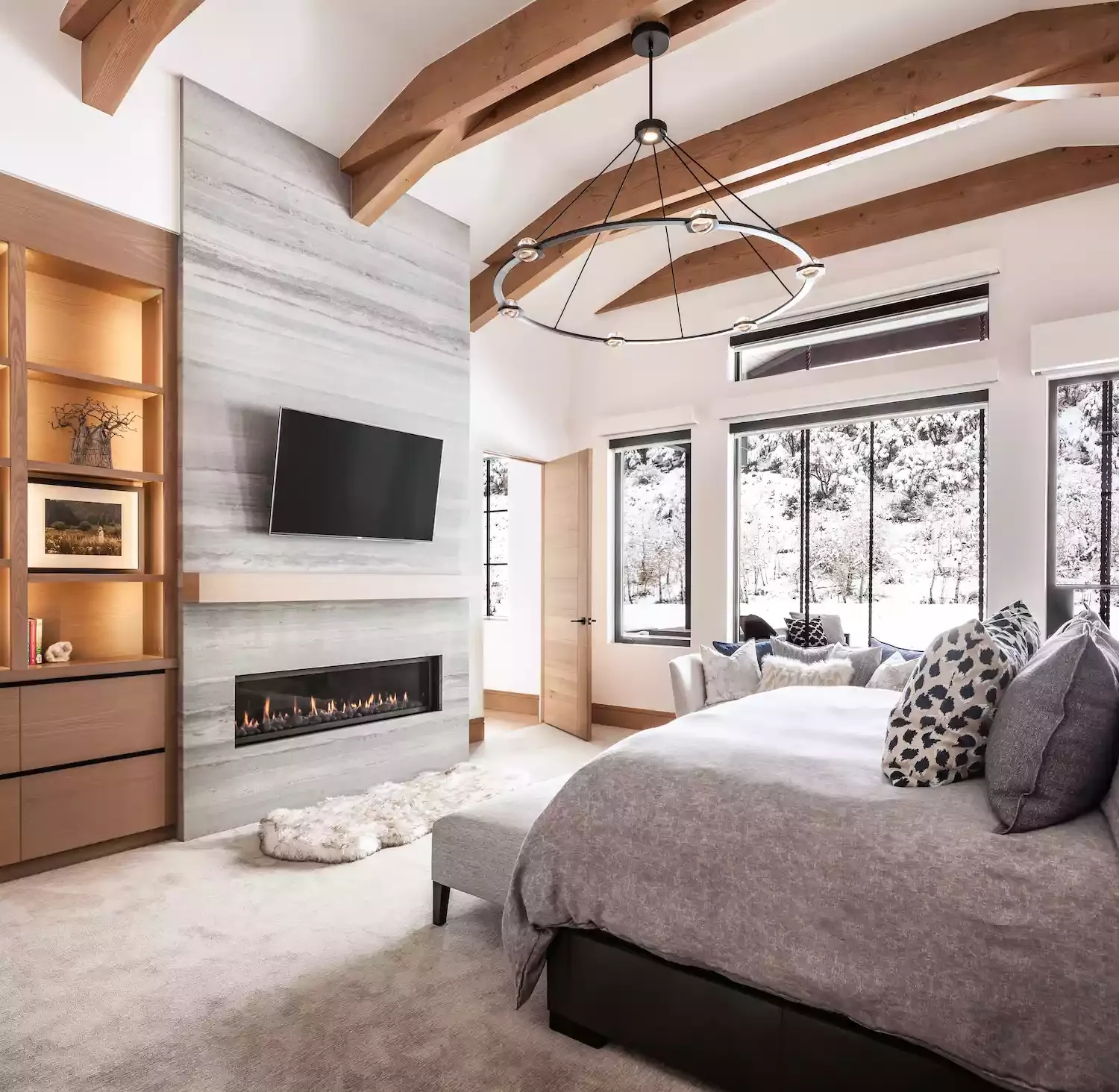 29 Cozy Neutral Bedroom Ideas That'll Make You Never Want to Leave 9 Modern Rustic Bedroom