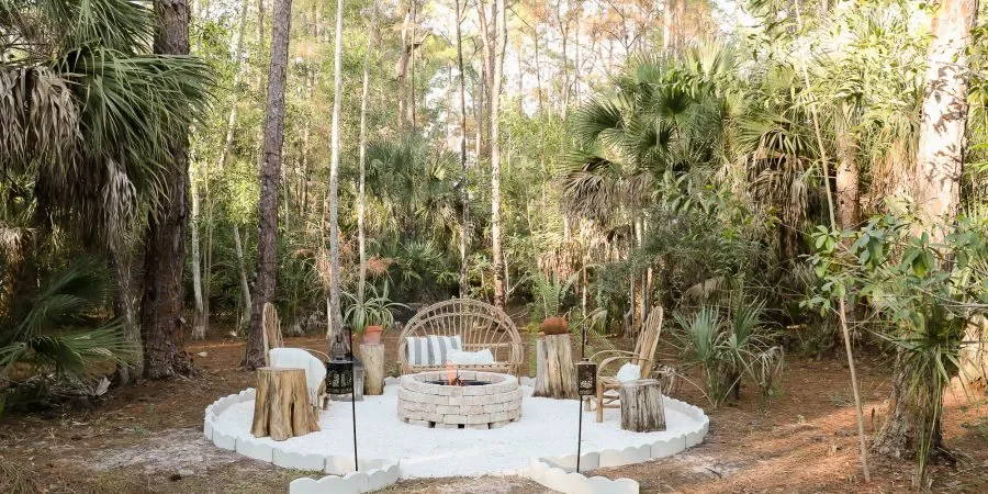 20 Beautiful Brick Fire Pit Designs to Transform Your Outdoor Space 14 Modern Rustic Fire Pit