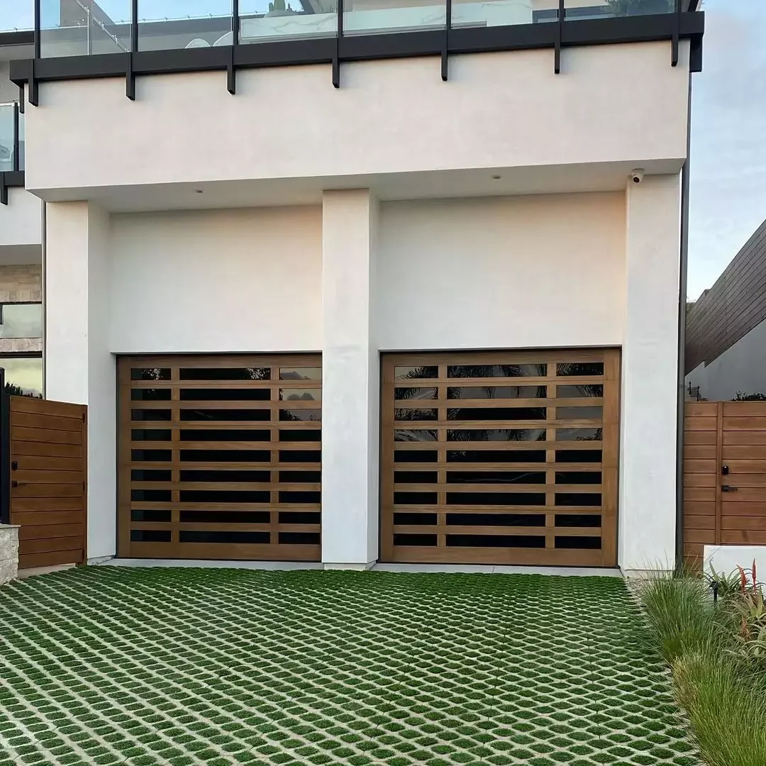 52 Stunning Garage Door Ideas That Will Transform Your Home's Curb Appeal Modern Slim Windowpane Doors