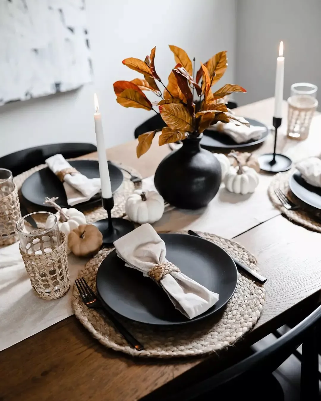 62 Stunning Thanksgiving Table Ideas That Will Wow Your Guests 15 Modern Thanksgiving Table