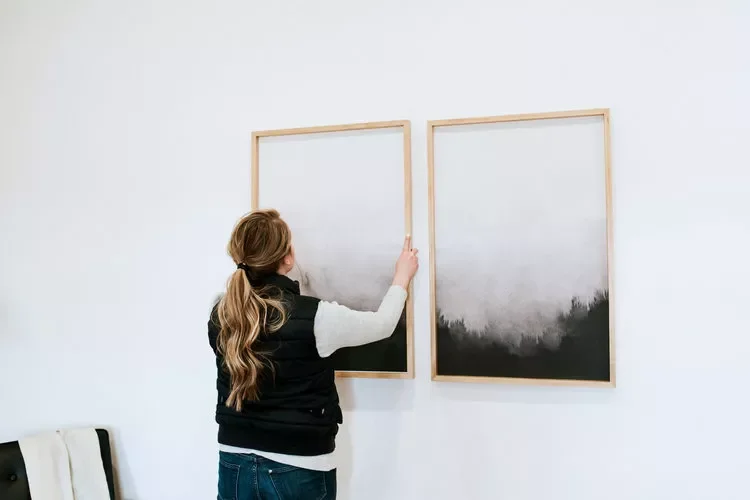20 Creative DIY Picture Frame Projects to Transform Your Home 10 Modern Wood Frame and Artwork