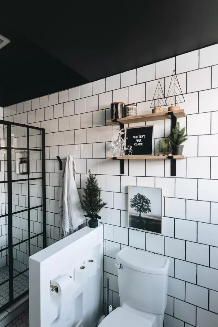 32 Christmas Bathroom Ideas That Create a Holiday Wonderland Modernize Christmas Decor