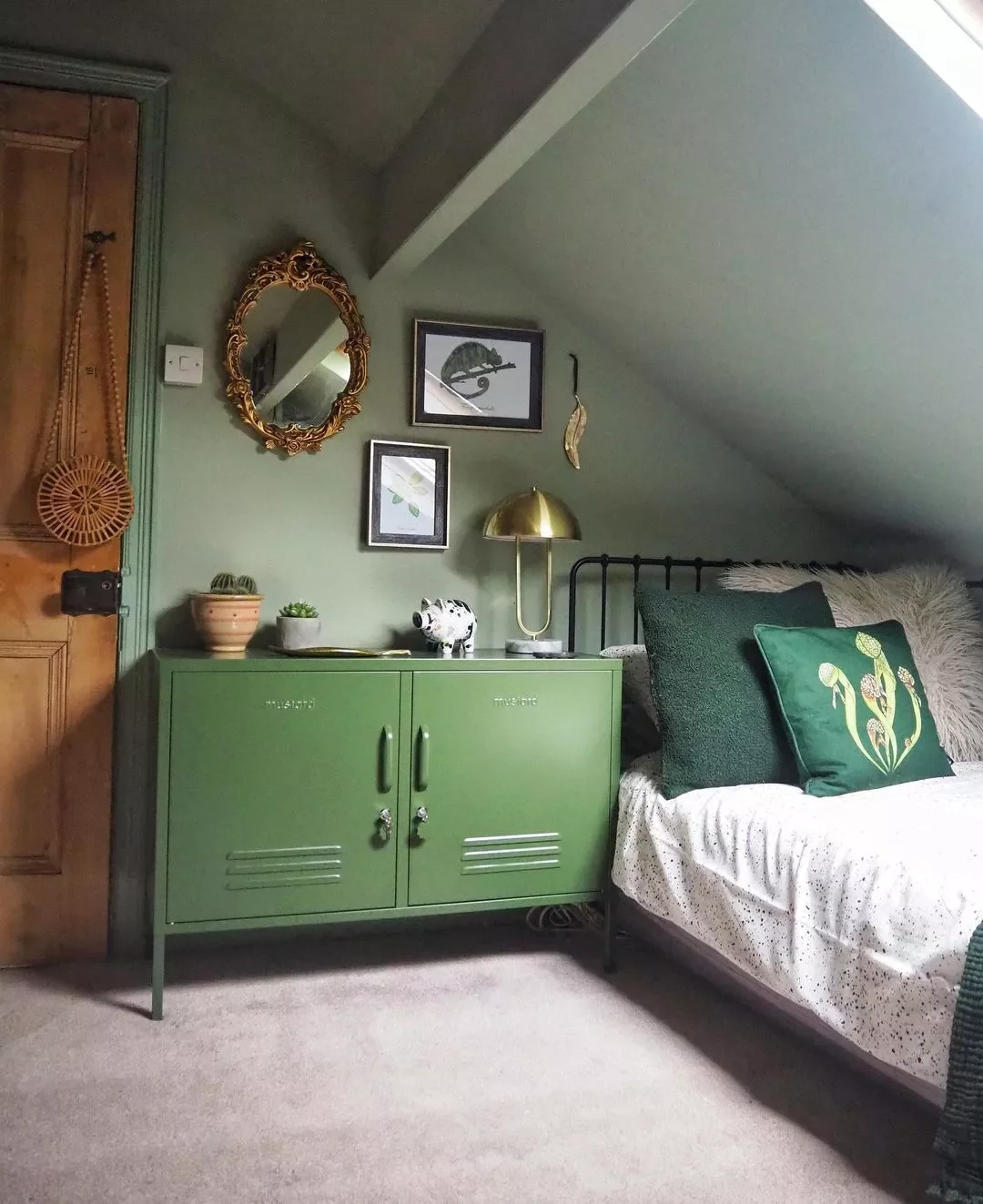 28 Brilliant Ways to Transform Your Low Sloped Ceiling Bedroom 25 Monochrome Palette