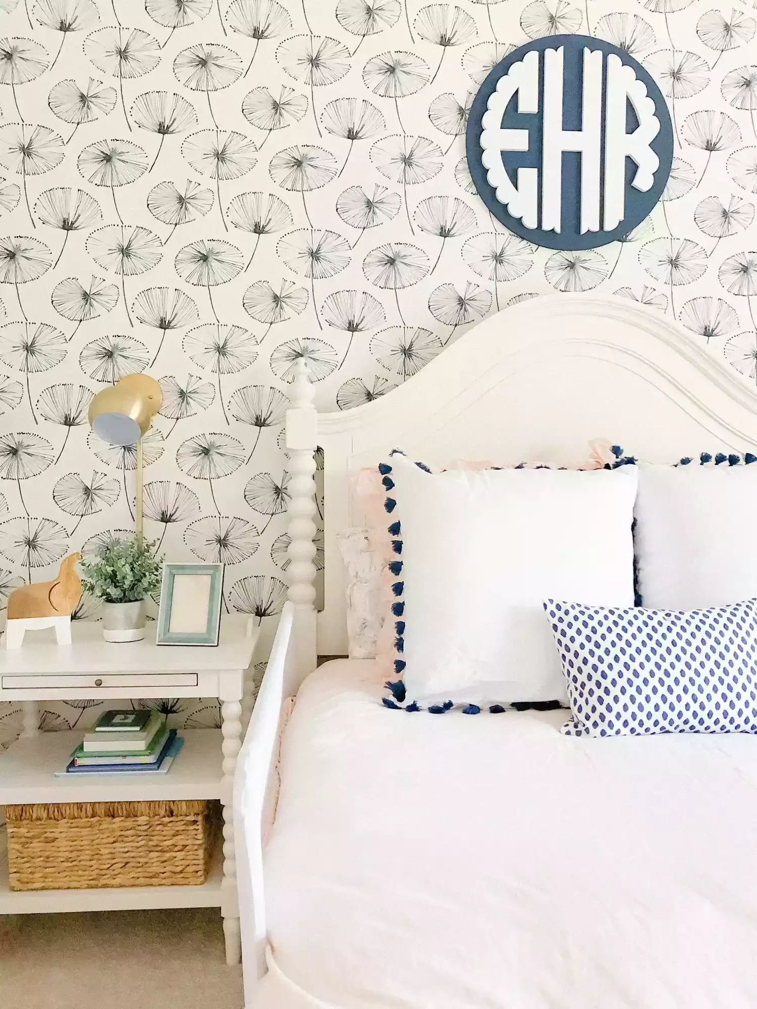 32 Creative Ways to Style Your Bedroom Walls 22 Monogram It