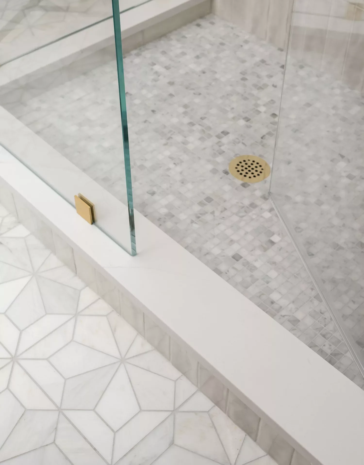 30 Stunning Walk-In Shower Tile Ideas to Transform Your Bathroom 27 Mosaic Tile Flooring