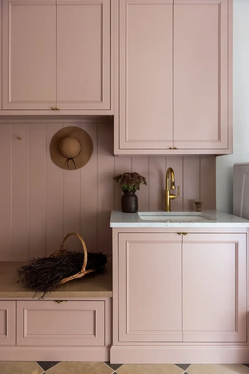 25 Stunning Mudroom Bench Ideas That Combine Style and Storage 15 Mudroom Laundry Room Bench