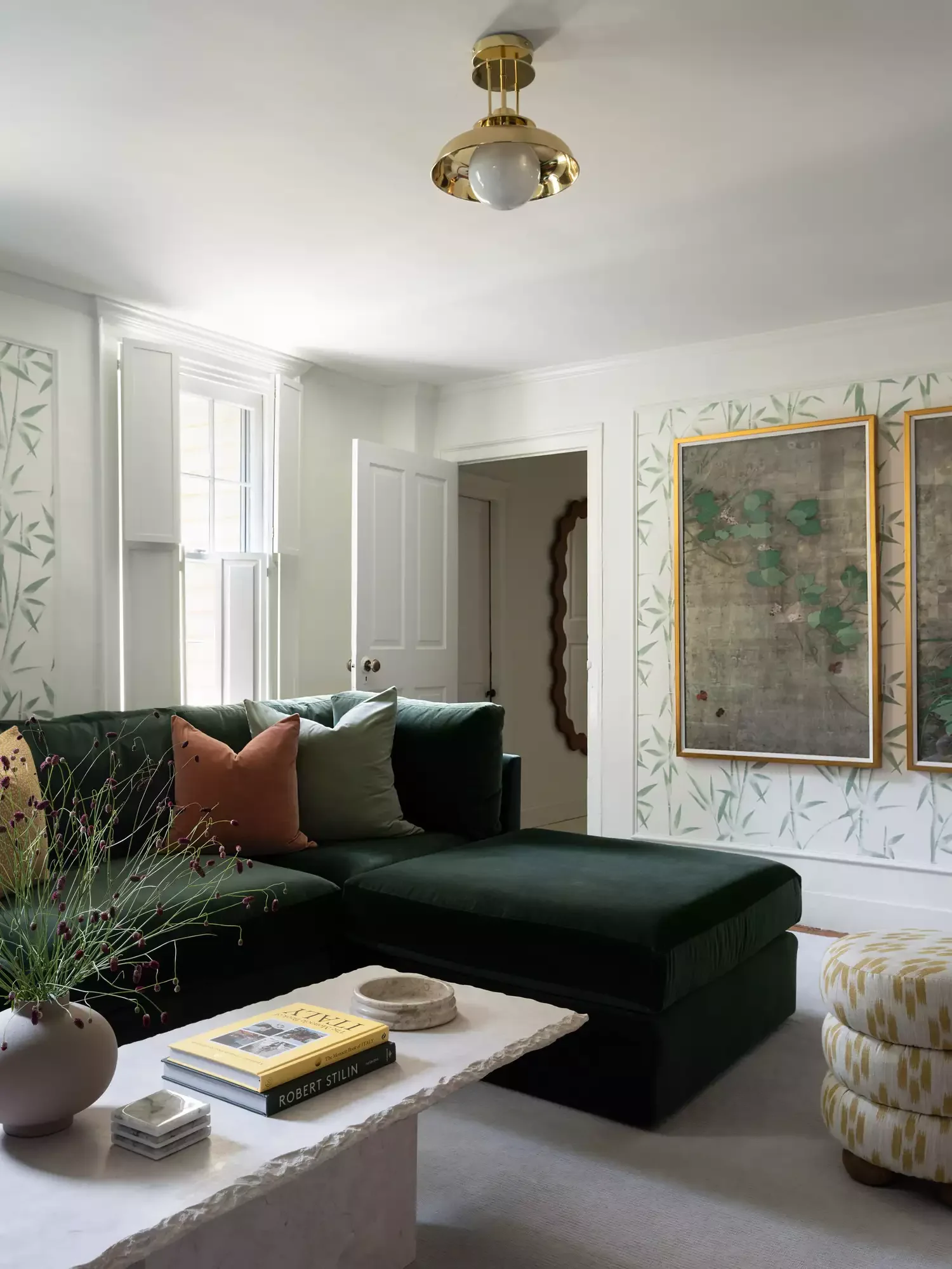 35 Stunning Living Room Wallpaper Ideas to Transform Your Space 11 Nature Inspired