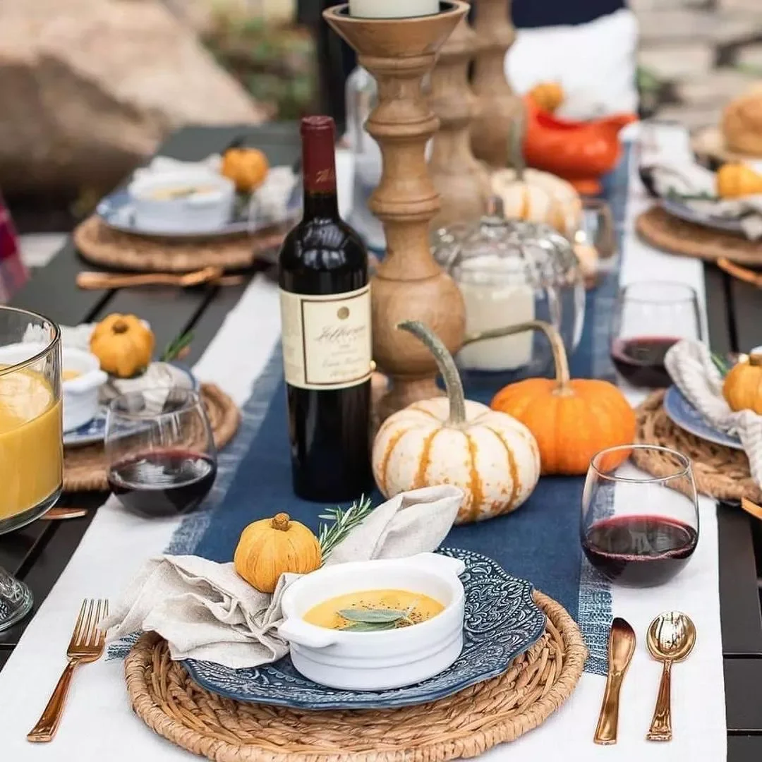 62 Stunning Thanksgiving Table Ideas That Will Wow Your Guests 45 Navy Table Runner