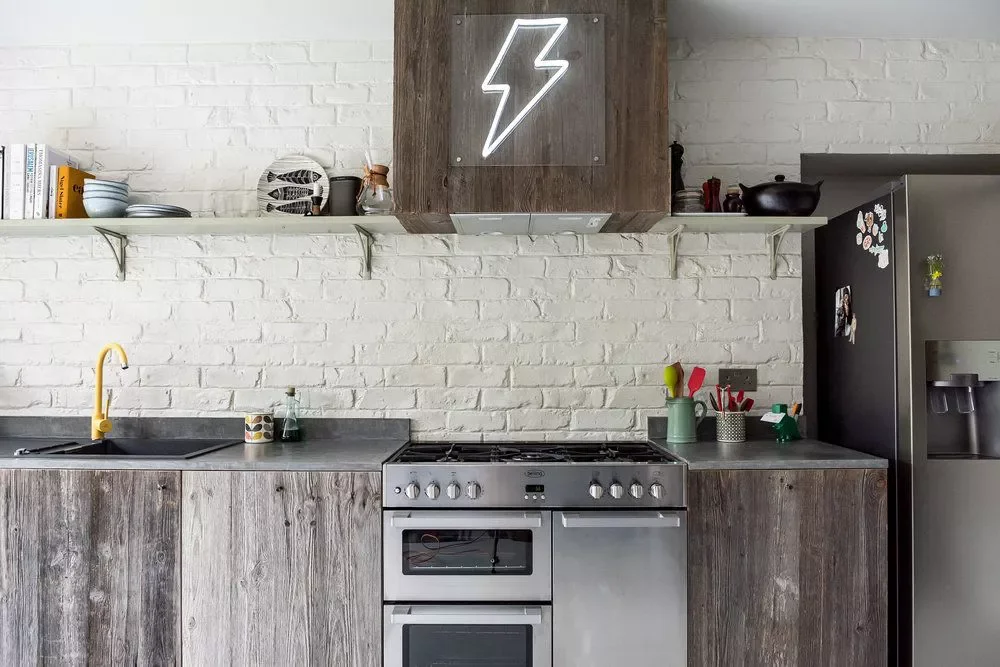 Neon Light Fixture