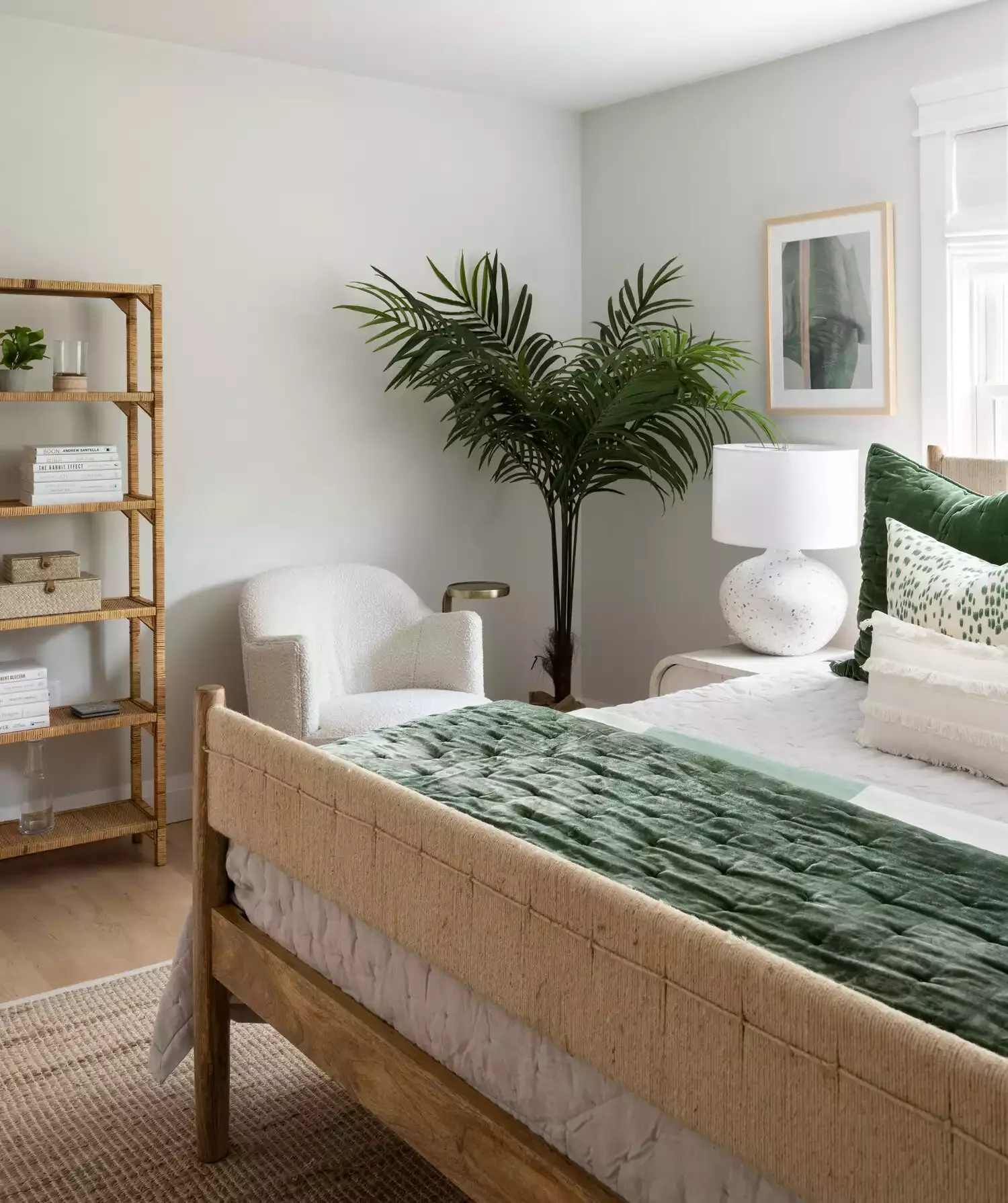 48 Coastal Bedroom Ideas That Will Transport You to Paradise 8 Neutral Coastal Bedroom