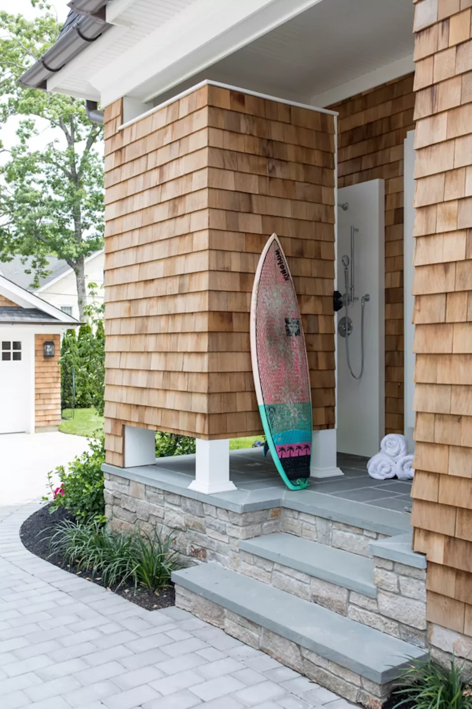 34 Stunning Outdoor Shower Ideas to Transform Your Backyard Oasis 8 Neutral Outdoor Shower