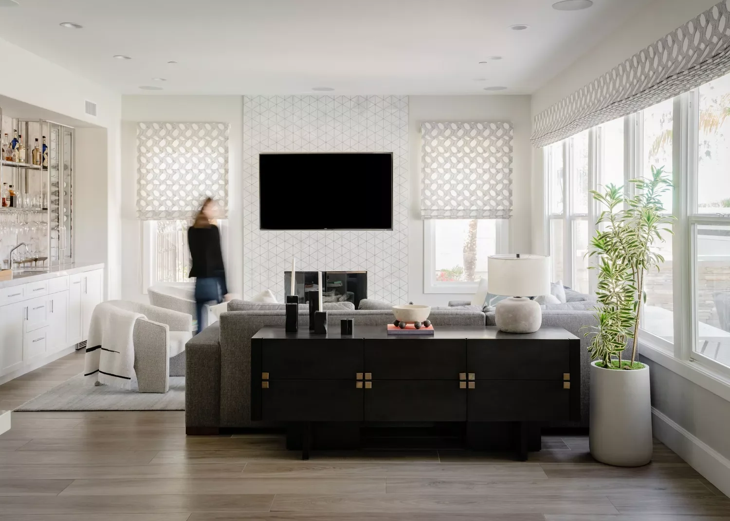 57 Beautiful Window Treatment Ideas That Transform Any Room on Any Budget 46 Neutral Patterned Shades