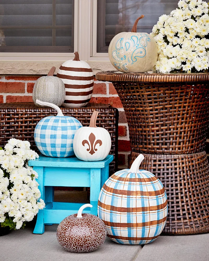 46 Creative Pumpkin Painting Ideas for Fall Home Decor 2 Non-Traditional Colored Pumpkins