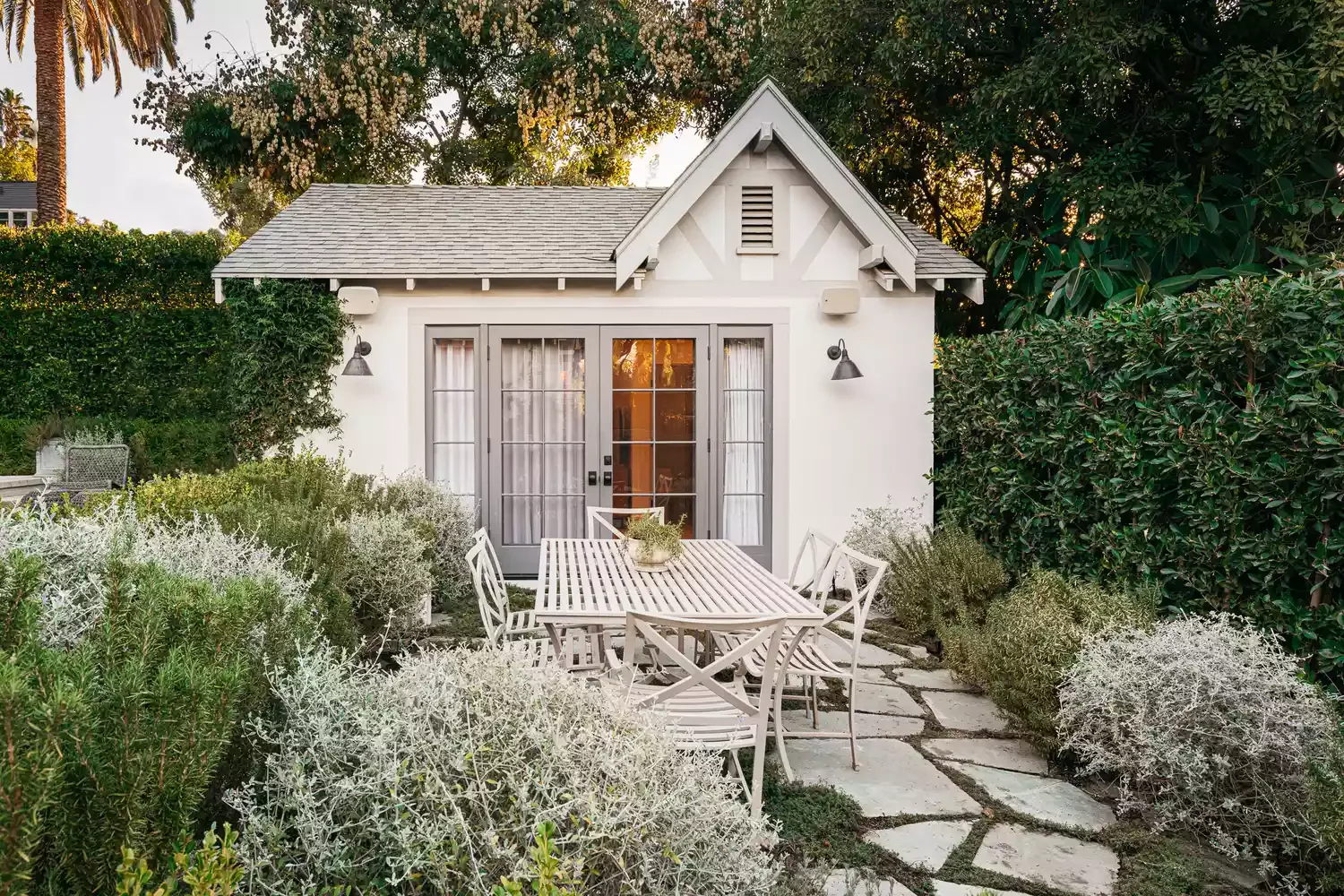 60 Garden Decor Ideas That Transform Your Outdoor Space Nook Your Dining Area