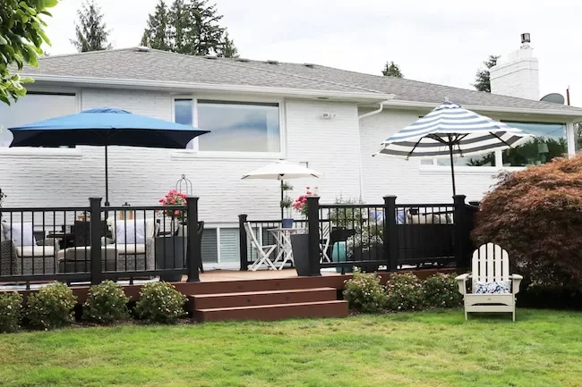 15 Surprising Deck Color Ideas That'll Transform Your Outdoor Space 13 Note How Nicely Black Paint Pairs With Natural Wood