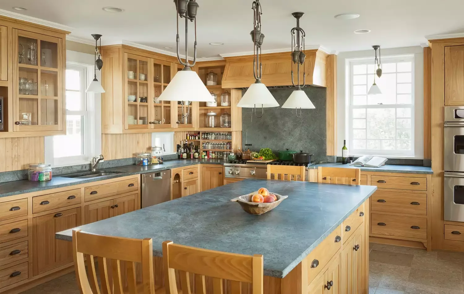 19 Stunning Soapstone Countertop Ideas That Will Transform Your Kitchen 10 Oak Cabinets and Soapstone Countertops