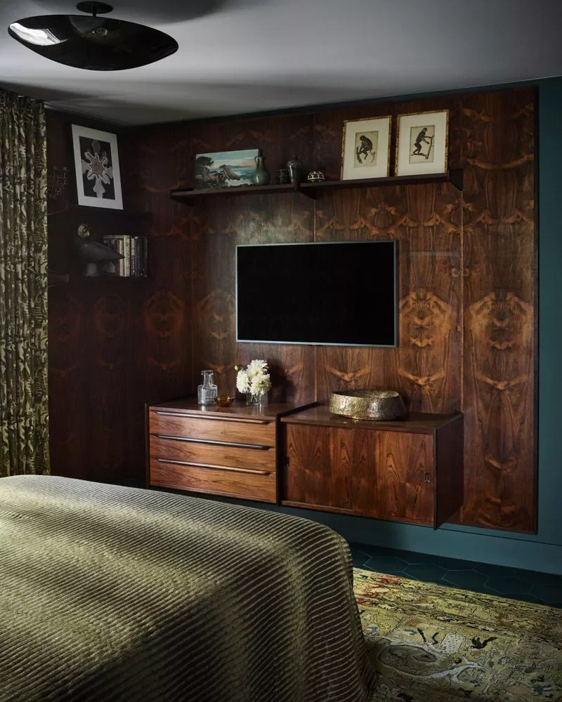 35 Stunning Green Bedroom Ideas That Will Transform Your Space 28 Olive Green