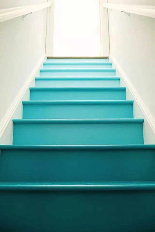 21 Creative Painted Stair Ideas That Will Transform Your Home 15 Ombre Stairs
