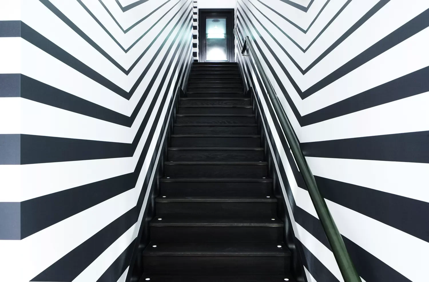 21 Creative Painted Stair Ideas That Will Transform Your Home 9 One Shade