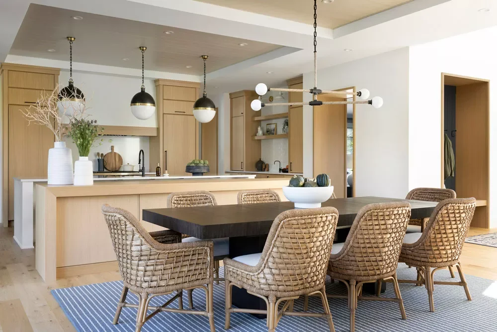 12 Smart Designer Strategies to Make Your Dining Room Look Spacious and Bright Open-Concept Layout