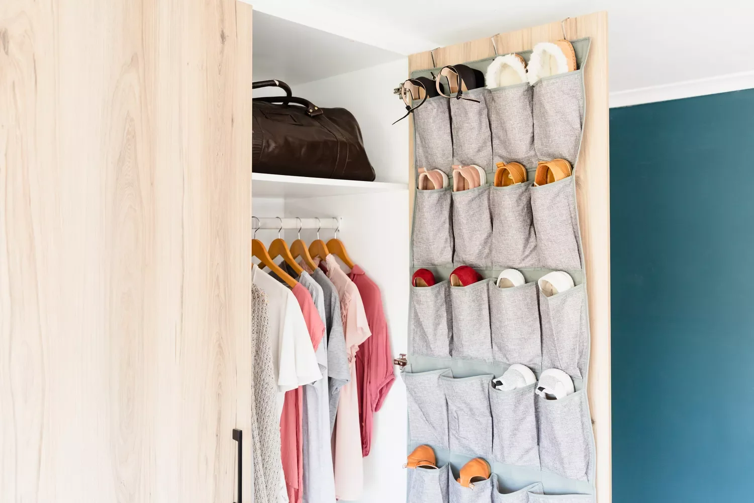 36 Brilliant Closet Organization Ideas to Transform Your Space Opt for Attractive Organizers