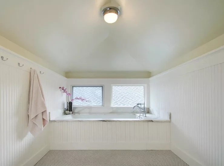 20 Creative Ways to Transform Your Bathroom with Beadboard 13 Opt for Minimalism