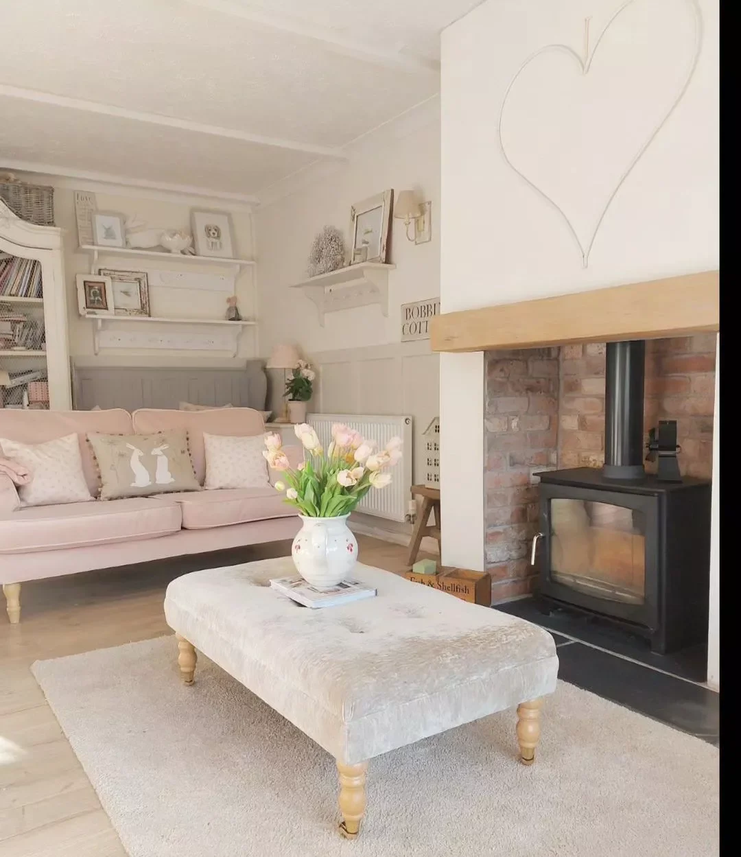 40 Cozy Country Living Room Ideas That Create Instant Warmth 32 Opt for Pastel Colors