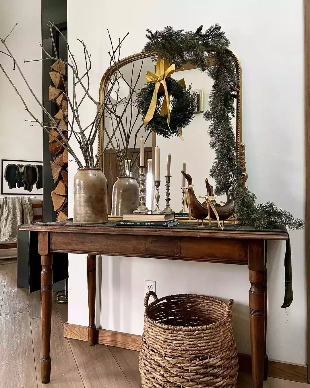 51 Stunning Entryway Mirror Ideas That Will Transform Your Space Opt for Seasonality