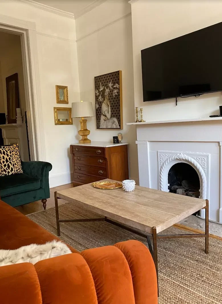 47 Brilliant Small Living Room Ideas That Make Every Square Foot Count 43 Opt for Slender Table Legs