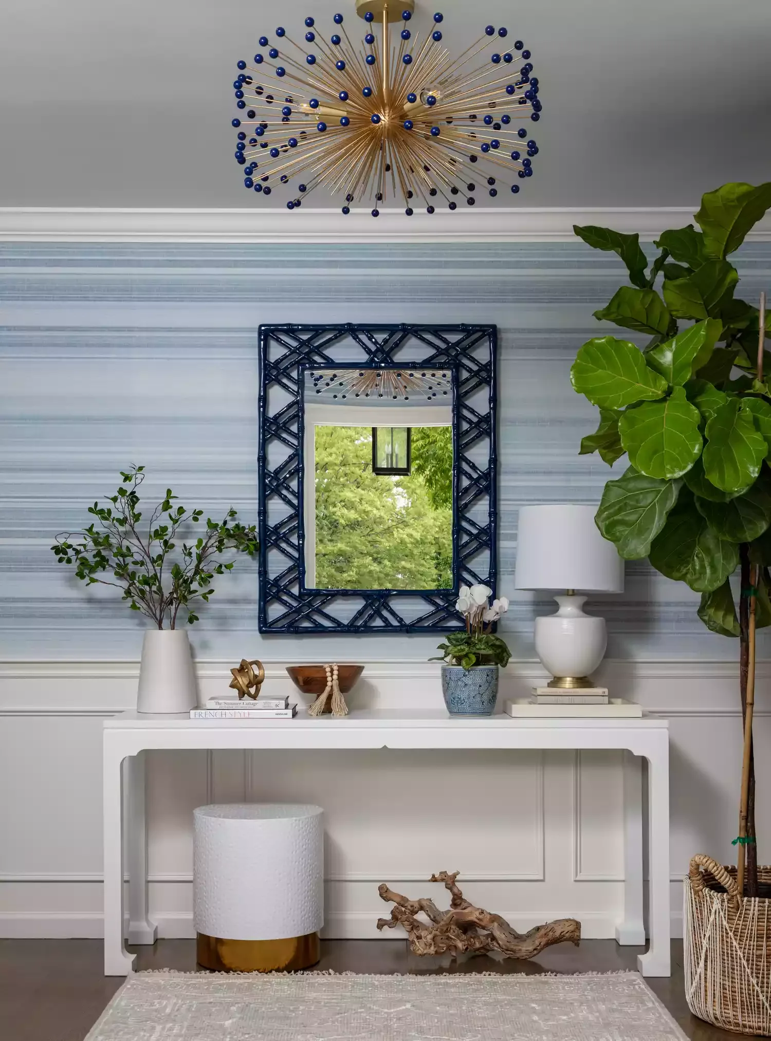 40 Stunning Entryway Lighting Ideas That Will Transform Your Home's First Impression Opt for a Bold Mid-Century Modern Fixture
