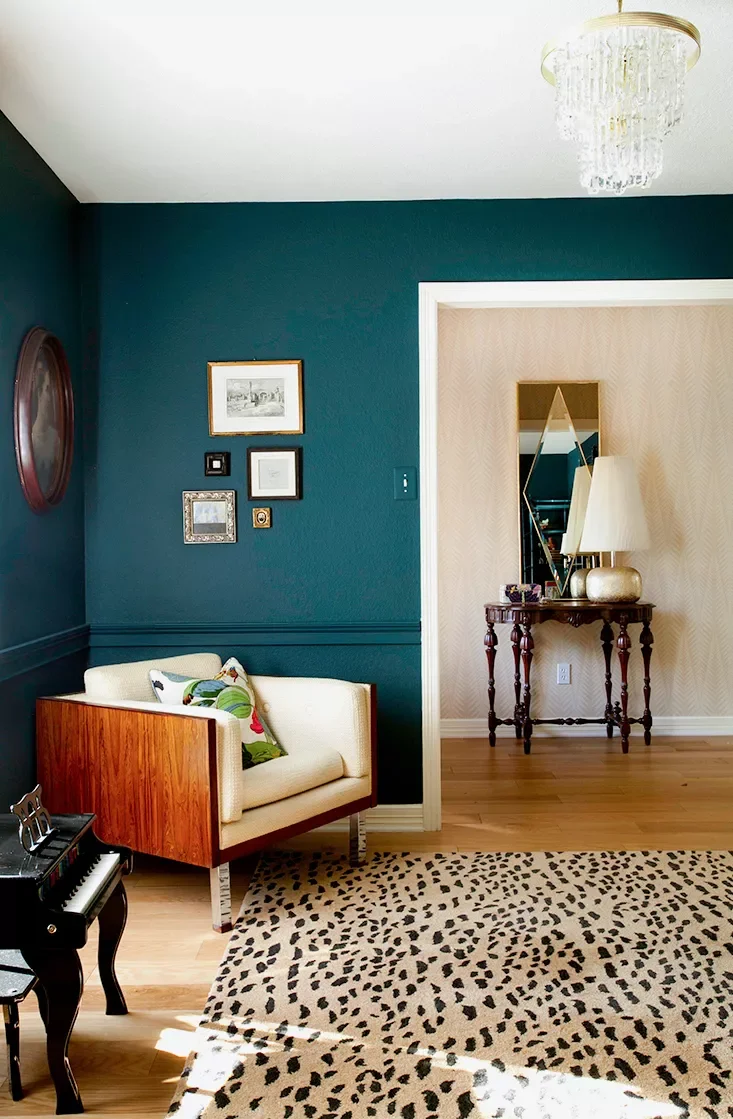 51 Stunning Entryway Mirror Ideas That Will Transform Your Space Opt for a Showstopper