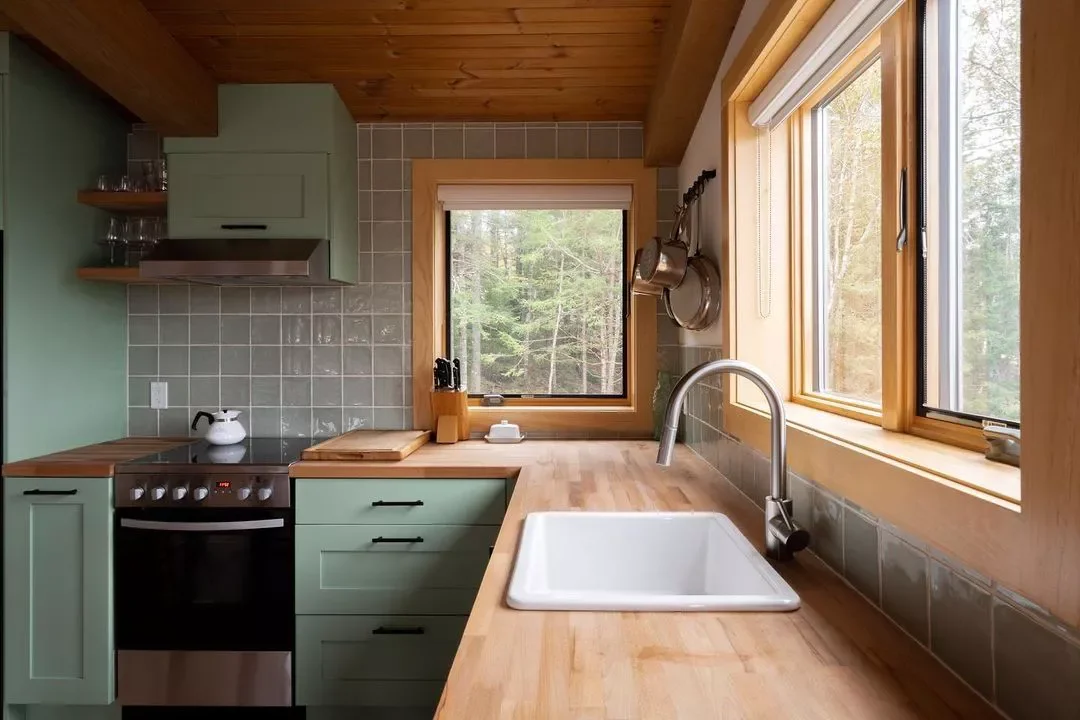 23 Stunning Wood Ceiling Ideas That'll Transform Every Room in Your Home 8 Or Go Low and Create a Cabin-Chic Feel