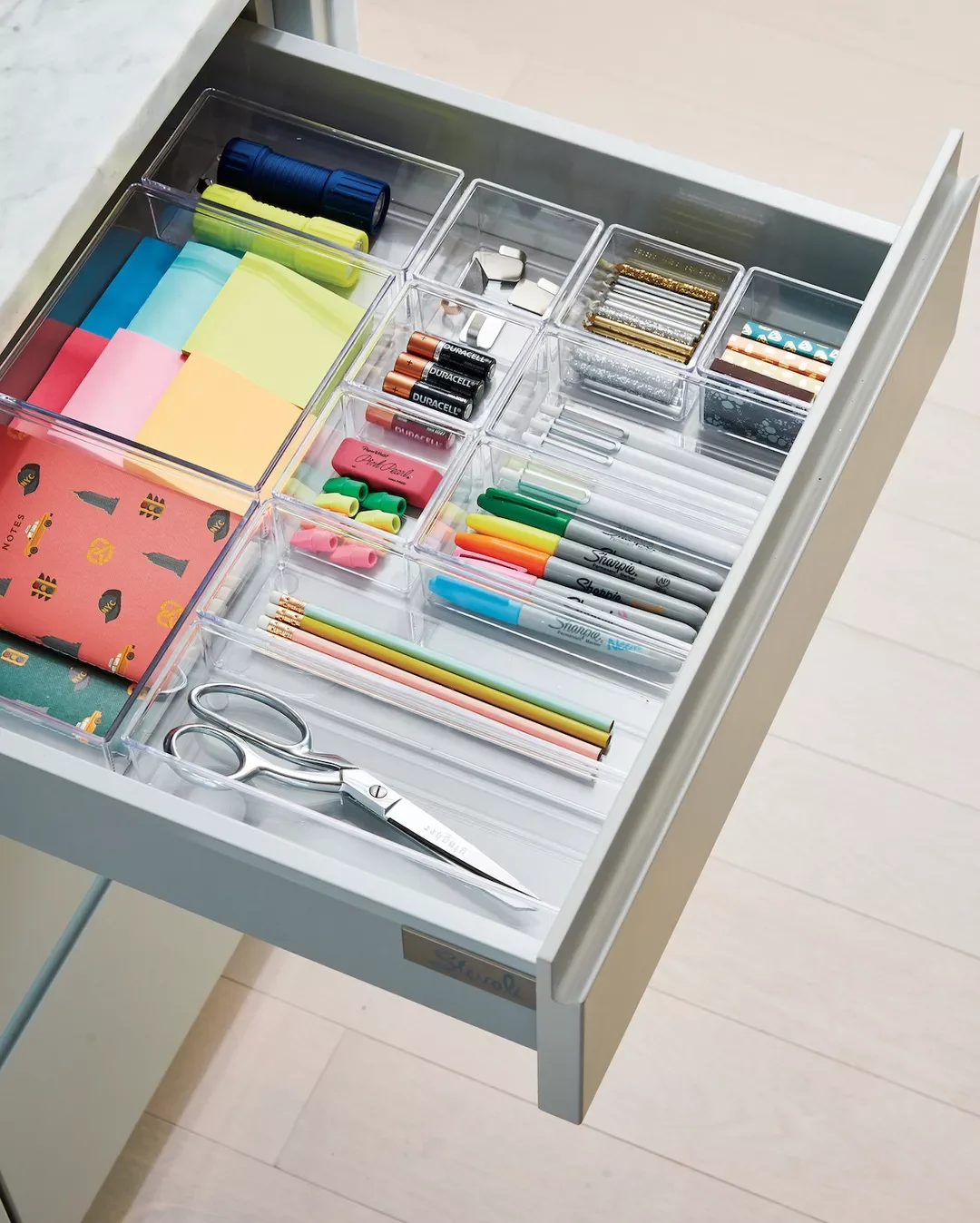 25 Brilliant Small Craft Room Ideas That Will Spark Your Creative Fire Organize Drawers