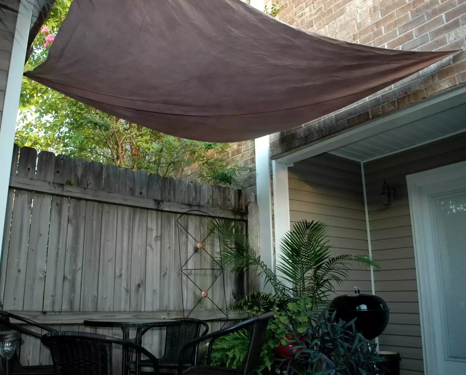 26 Creative DIY Backyard Shade Solutions on a Budget 13 Outdoor Canopy