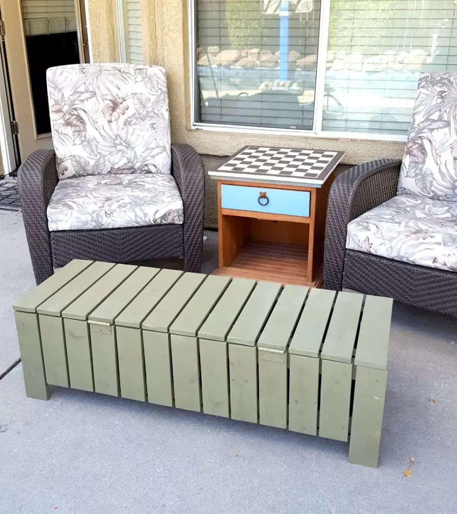 20 Creative DIY Outdoor Storage Solutions for Your Home Outdoor Coffee Table Storage Bench
