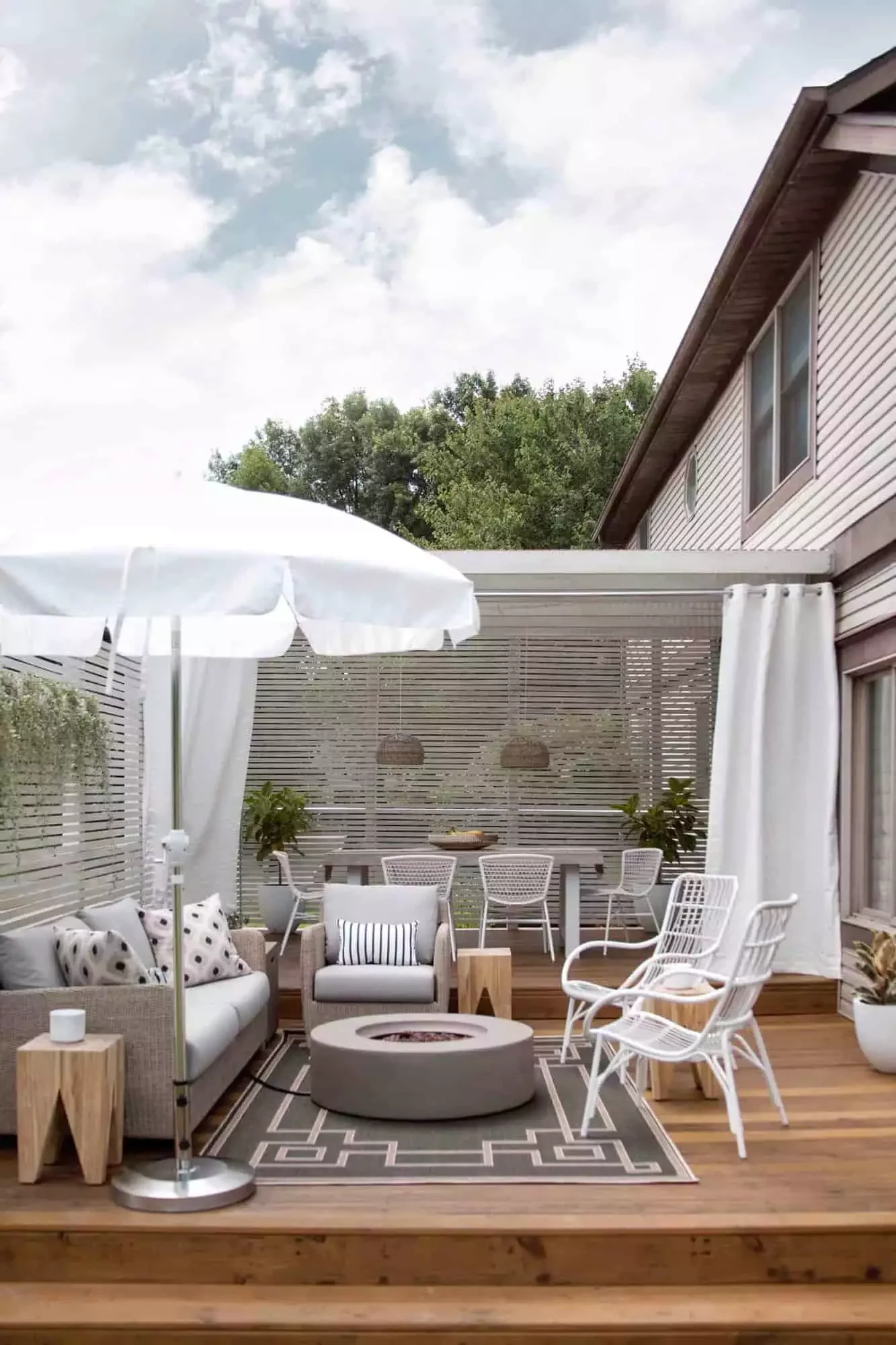 50 Amazing Deck Design Ideas to Transform Your Outdoor Living Space This Season 20 Outdoor Curtains