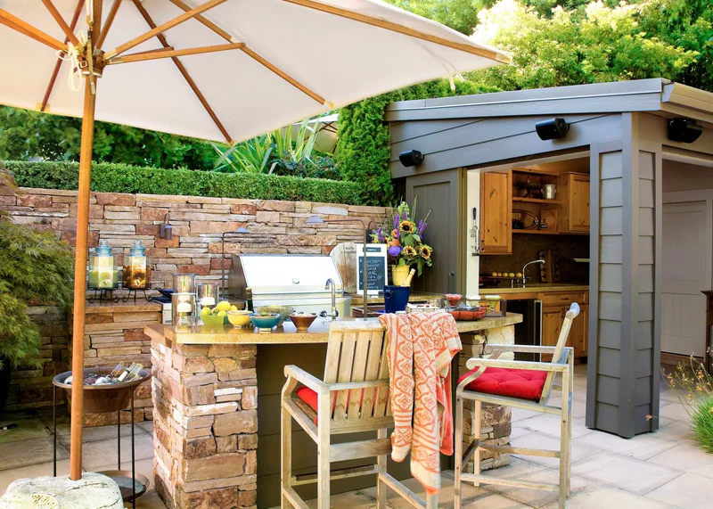 32 Stunning Outdoor Kitchen Ideas Perfect for Entertaining 1 Outdoor Kitchen Lighting