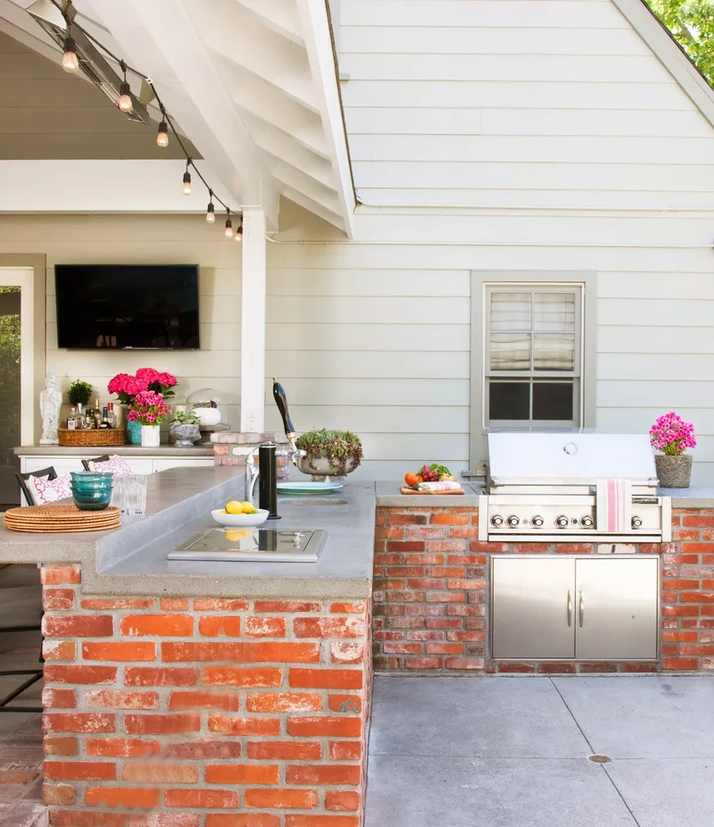 32 Stunning Outdoor Kitchen Ideas Perfect for Entertaining 16 Outdoor Kitchen Location