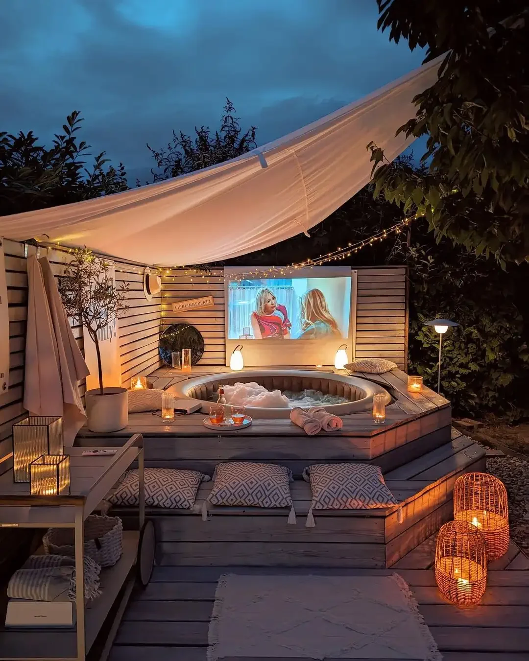 26 Backyard Lighting Ideas That Completely Transform Outdoors Outdoor Movie Corner Lights