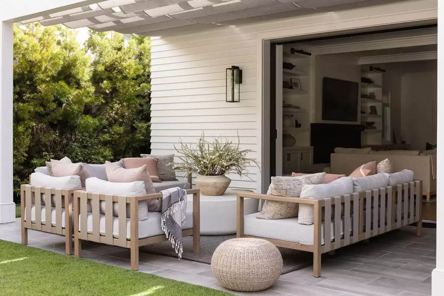 Outdoor Pouf