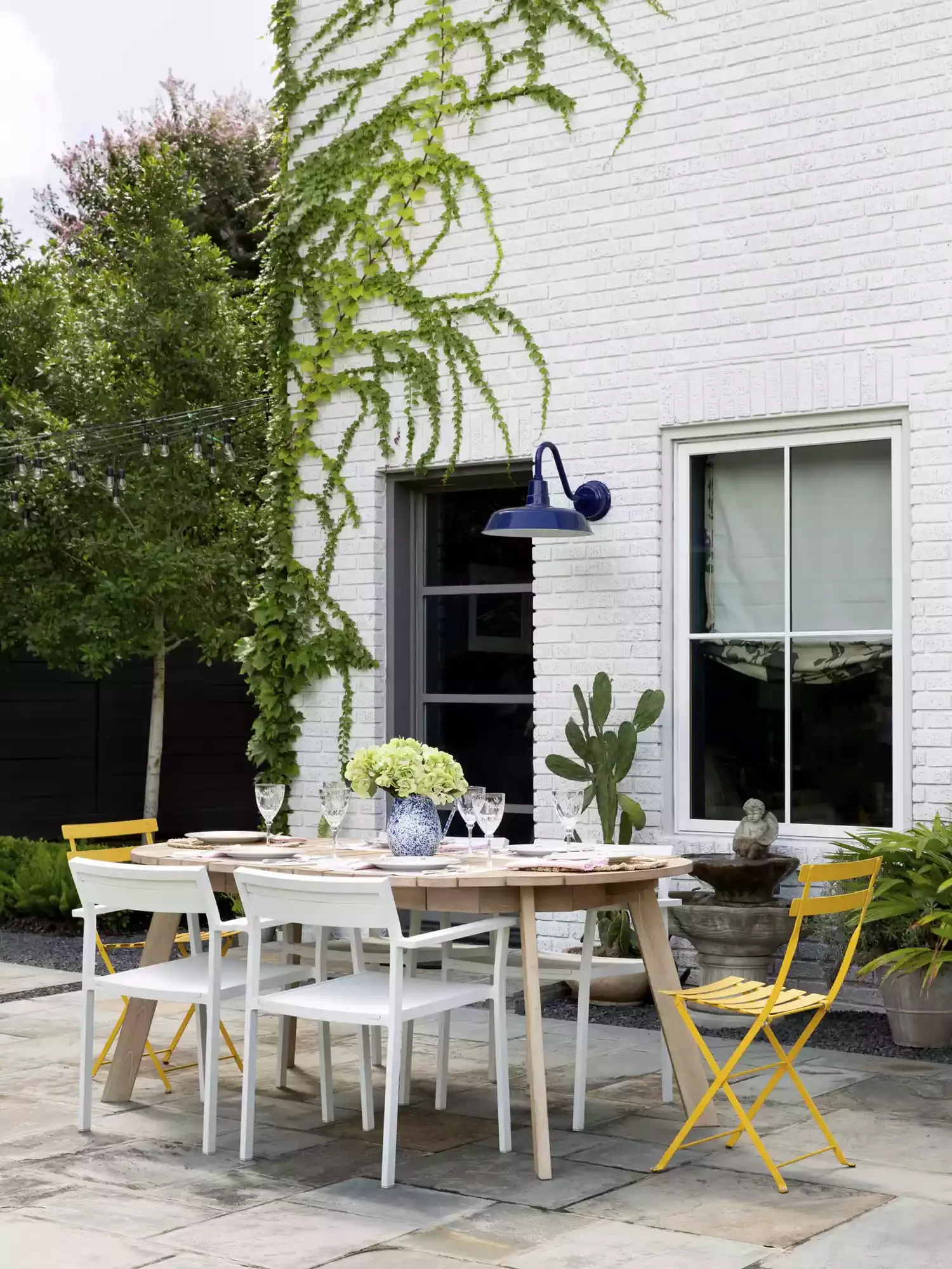Outdoor Sconce