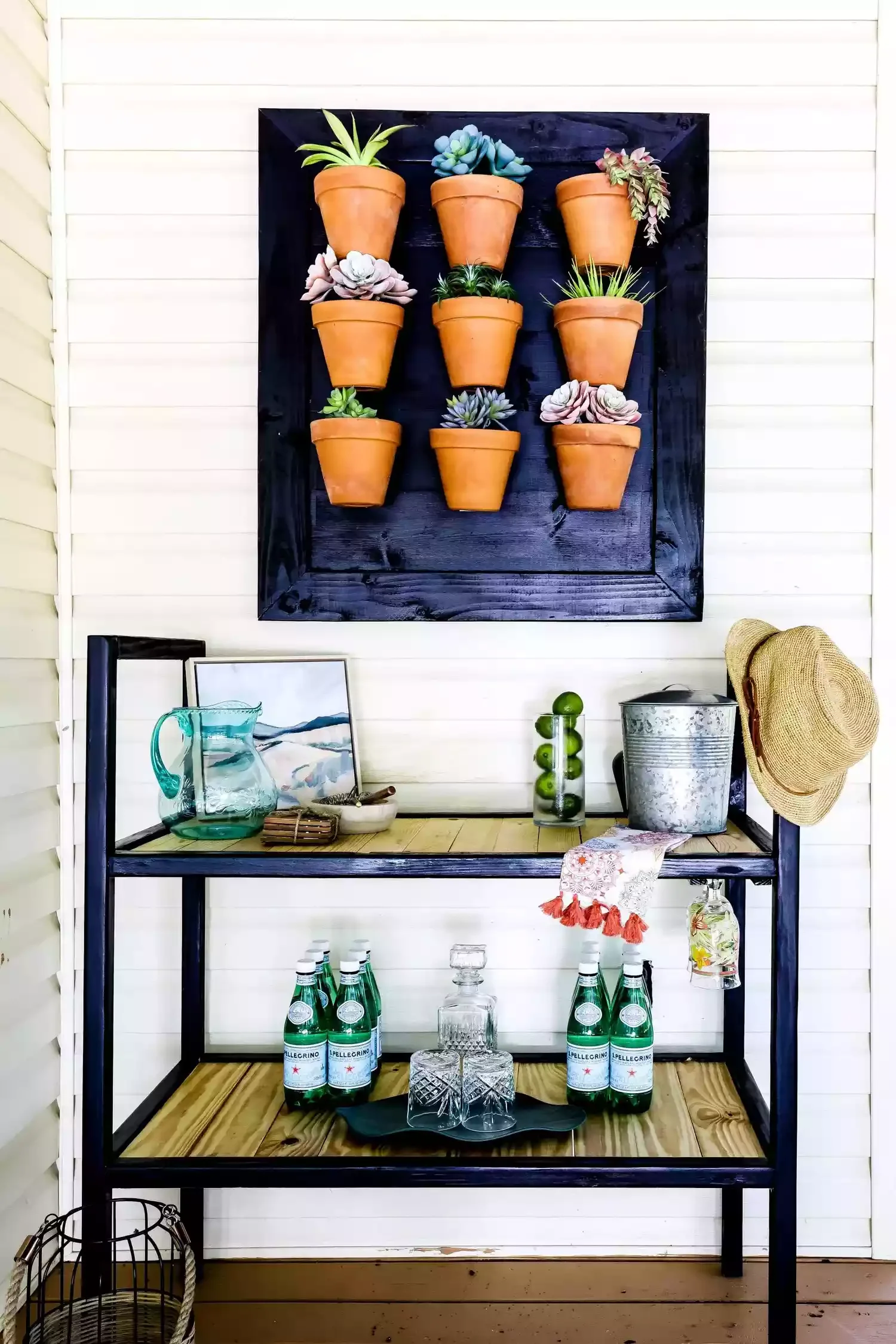30 Creative DIY Wall Planter Projects to Transform Your Space Outdoor Wall Planter