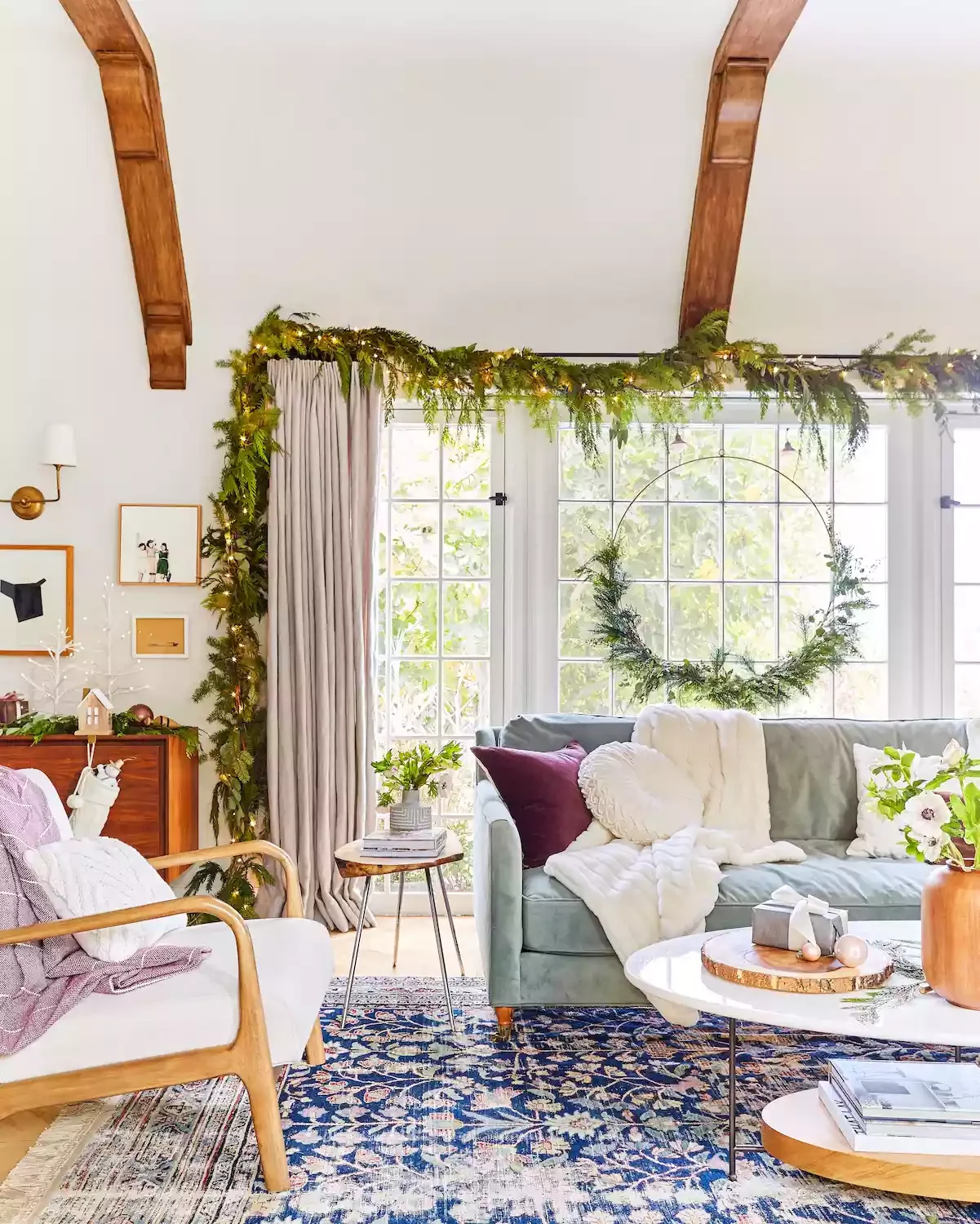 75 Stunning DIY Holiday Wreath Ideas to Transform Every Space in Your Home 5 Oversized Hoop Wreath
