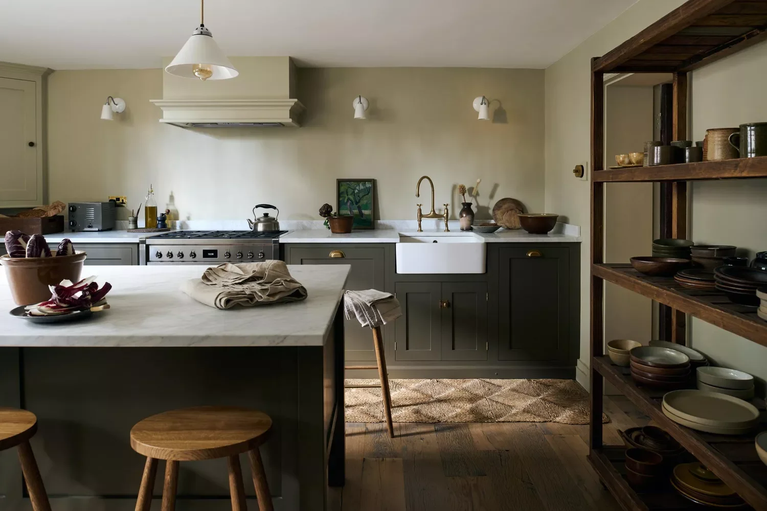 39 Green Kitchen Design Ideas That Never Go Out of Style Paint Cabinets Khaki Green