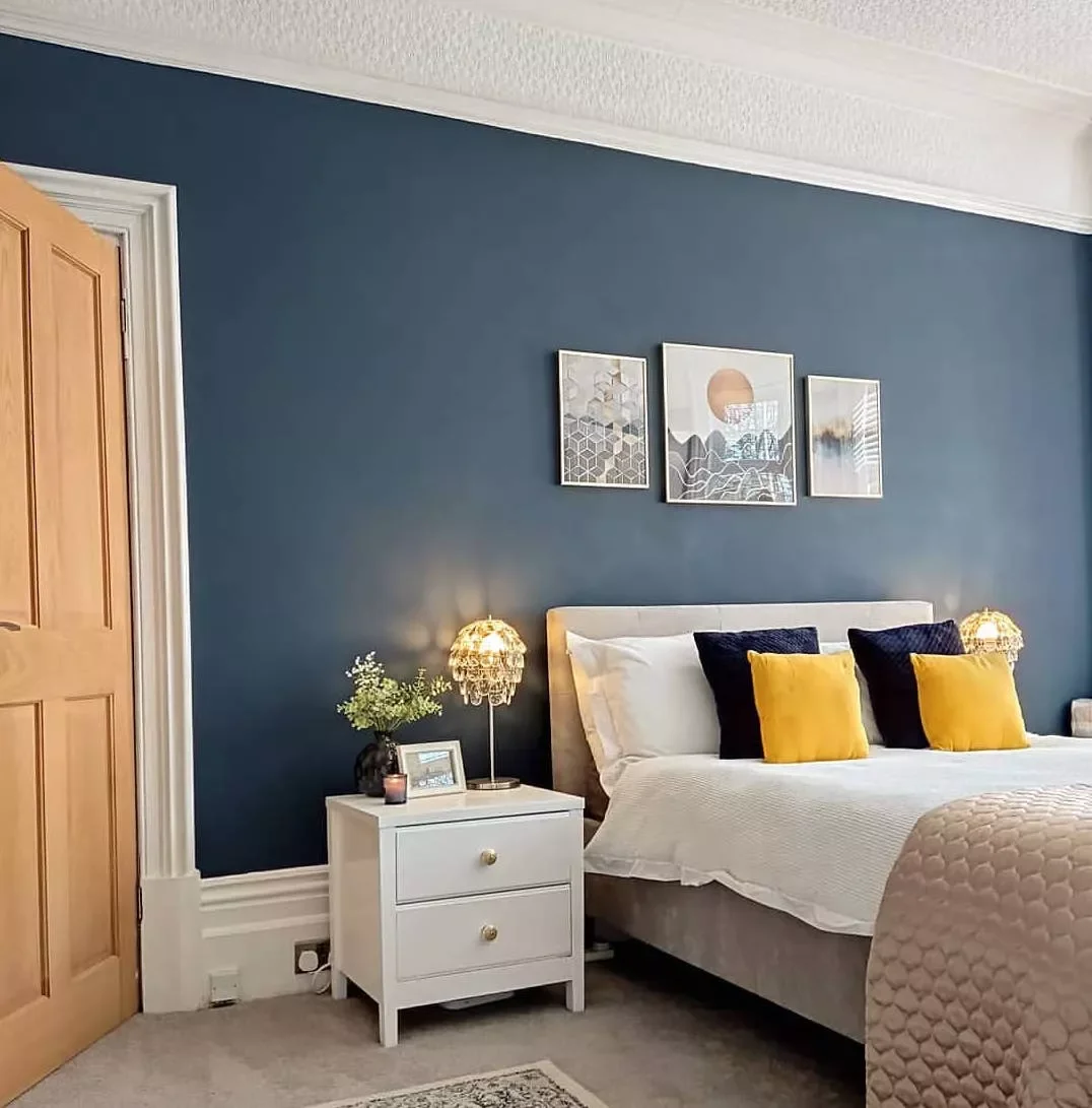 25 Stunning Navy Blue Bedroom Ideas That Will Transform Your Space 4 Paint Your Walls