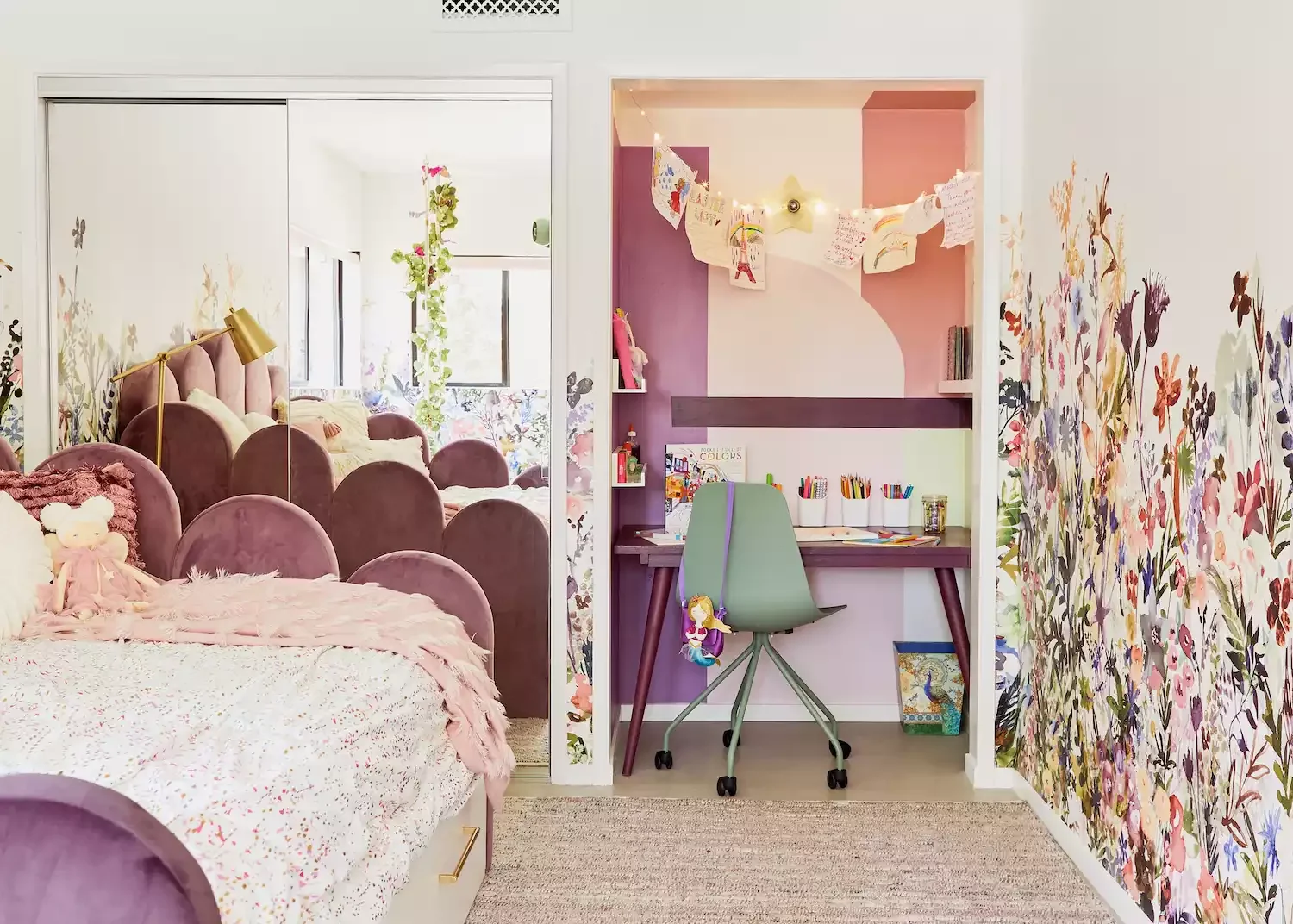 15 Retro Bedroom Ideas That Scream Pure 80s Nostalgia Paint a Color Block Mural